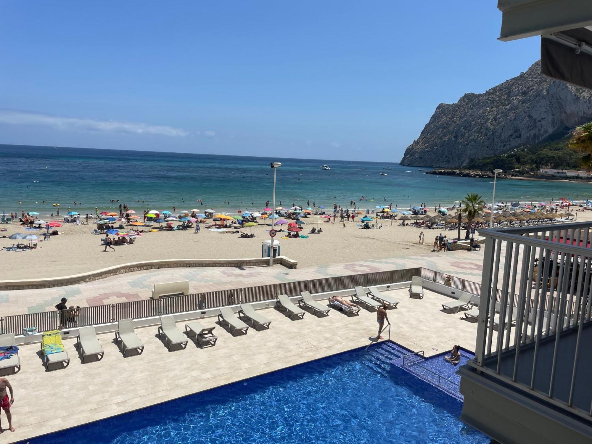 Medi Playa Primera Linea Con Piscina Calpe Exterior photo