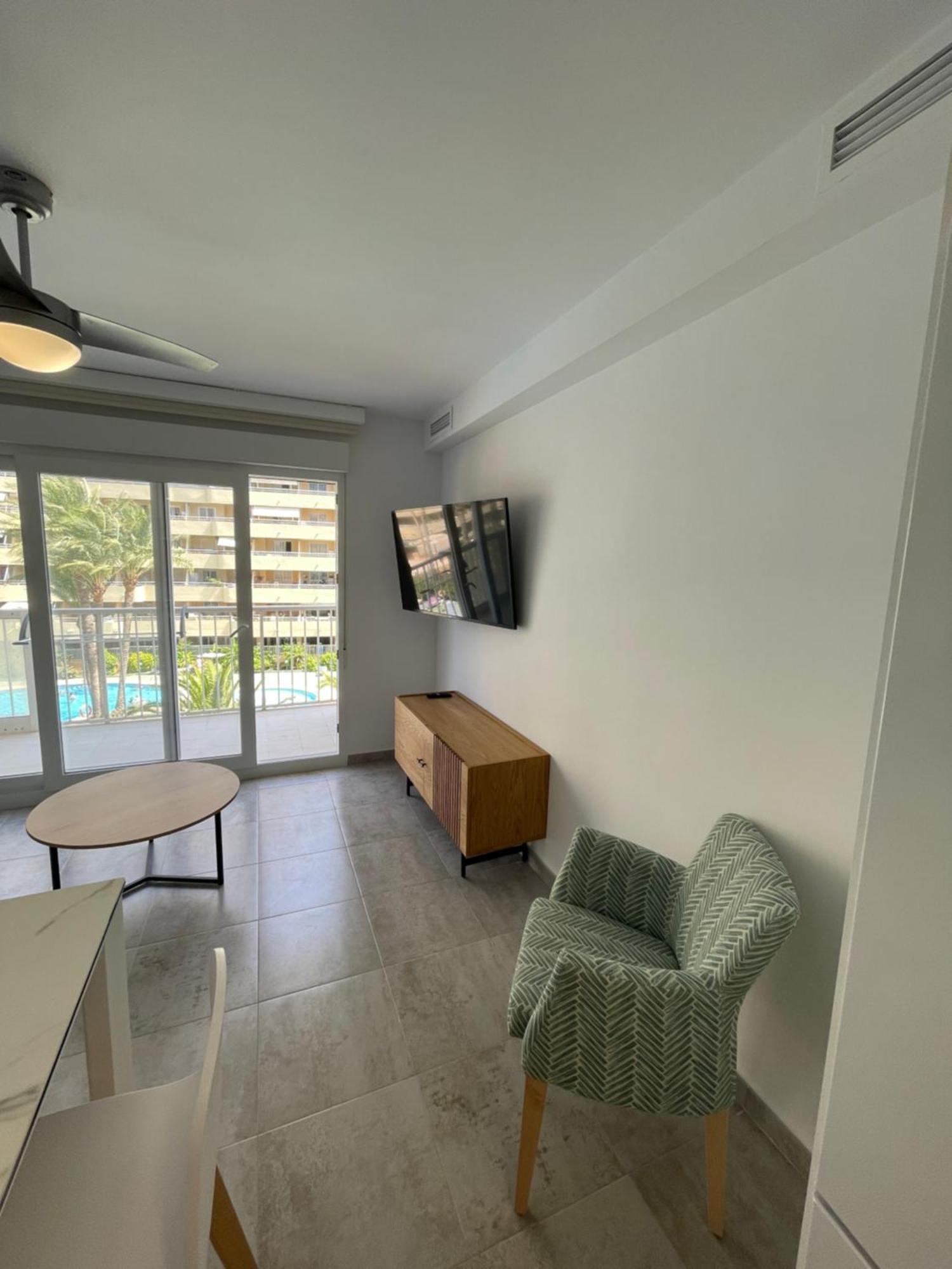 Medi Playa Primera Linea Con Piscina Calpe Room photo